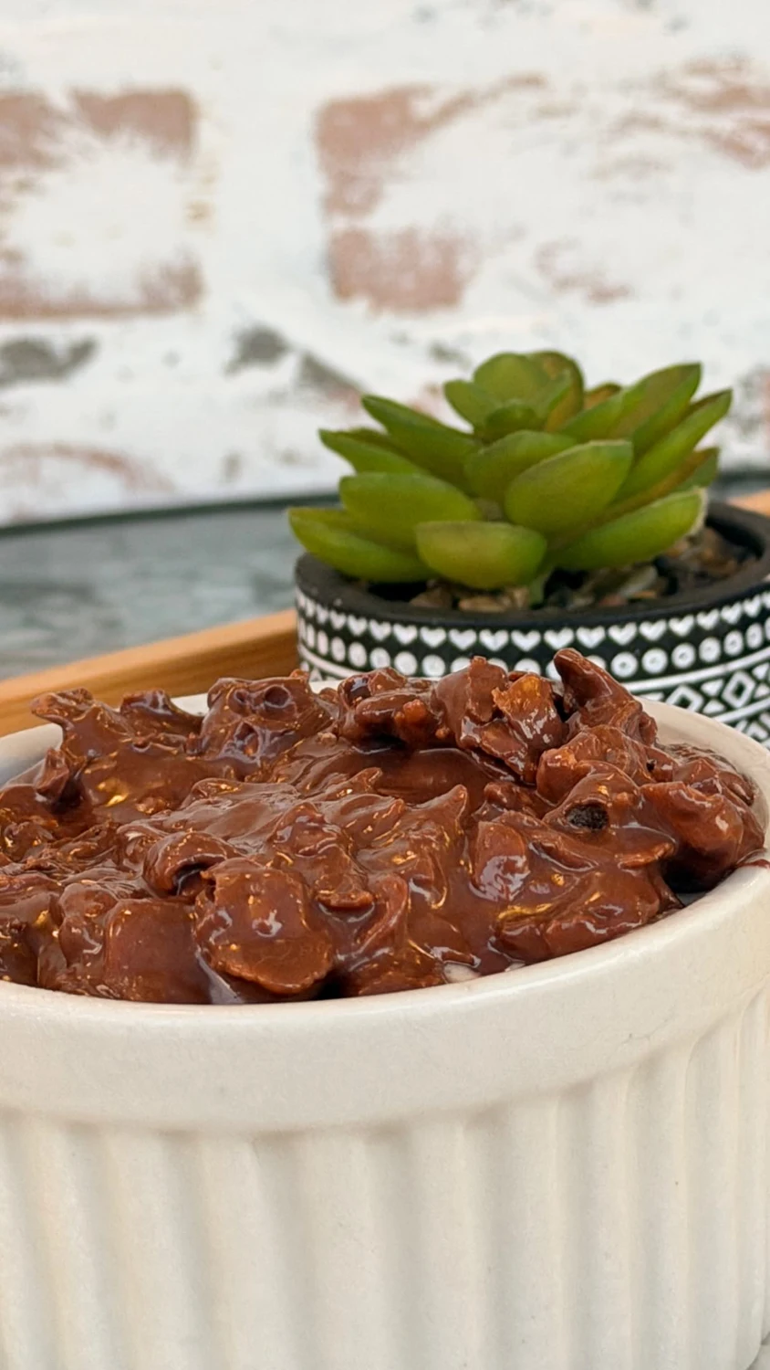 Crocante de chocolate, foto real da Amarê